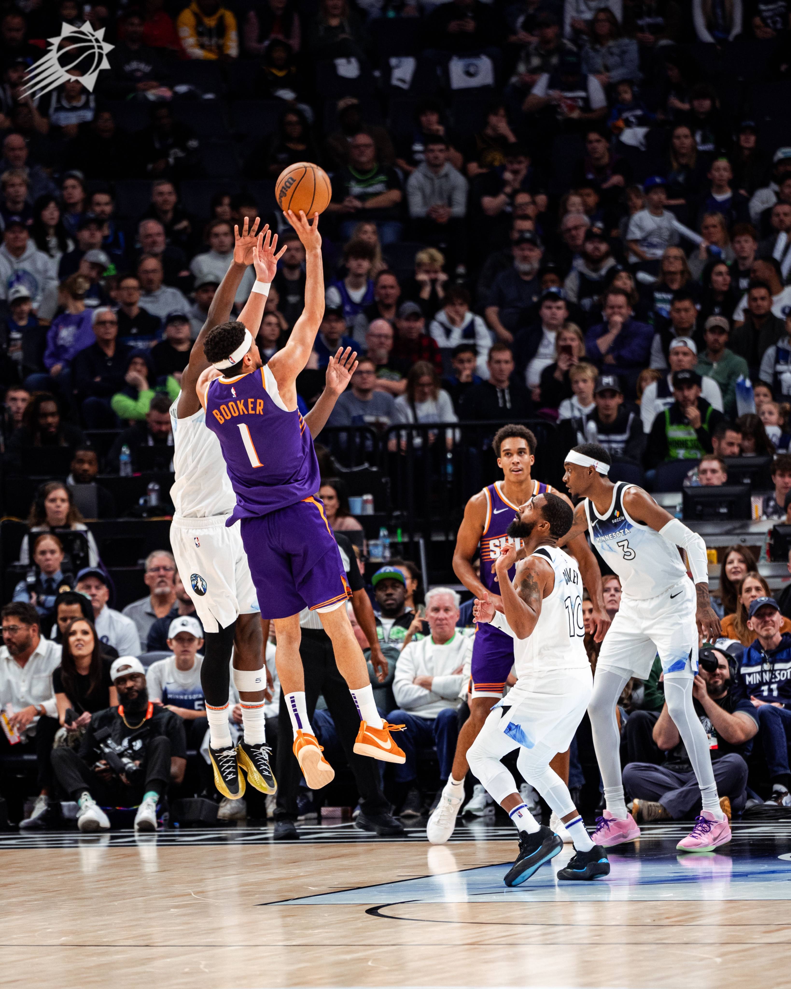 包含国际比赛日体能课后，俄克拉荷马雷霆绝杀压哨备战NBA常规赛，气氛紧张，赛季目标并未改变的词条