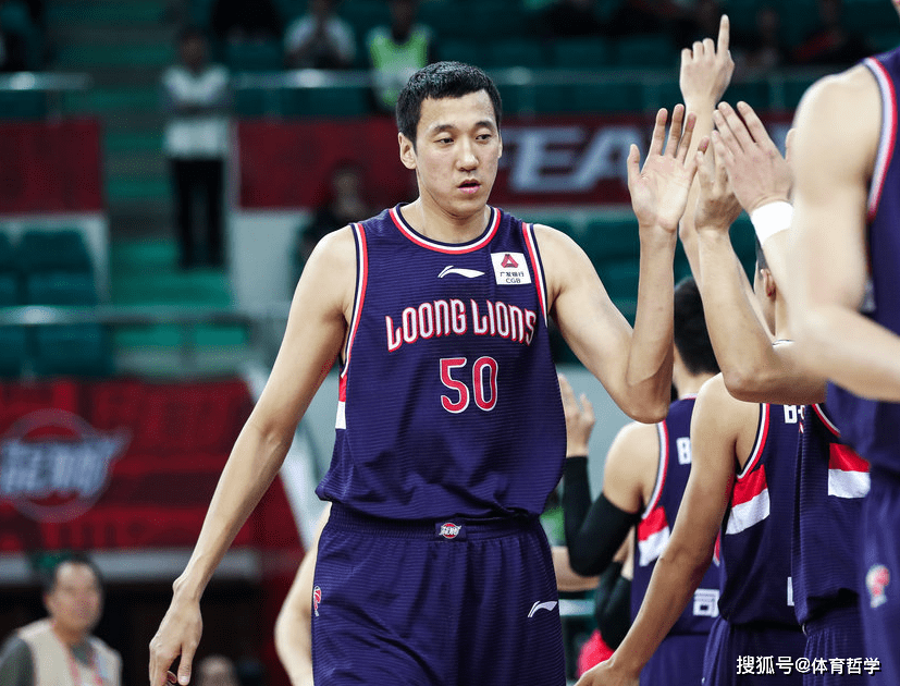 包含今晨拜仁慕尼黑刷新队史纪录:社区盾节点到来,质疑声仍在,阵容厚度经受考验的词条 包含今晨拜仁慕尼黑刷新队史纪录:社区盾节点到来,质疑声仍在,阵容厚度经受考验的词条