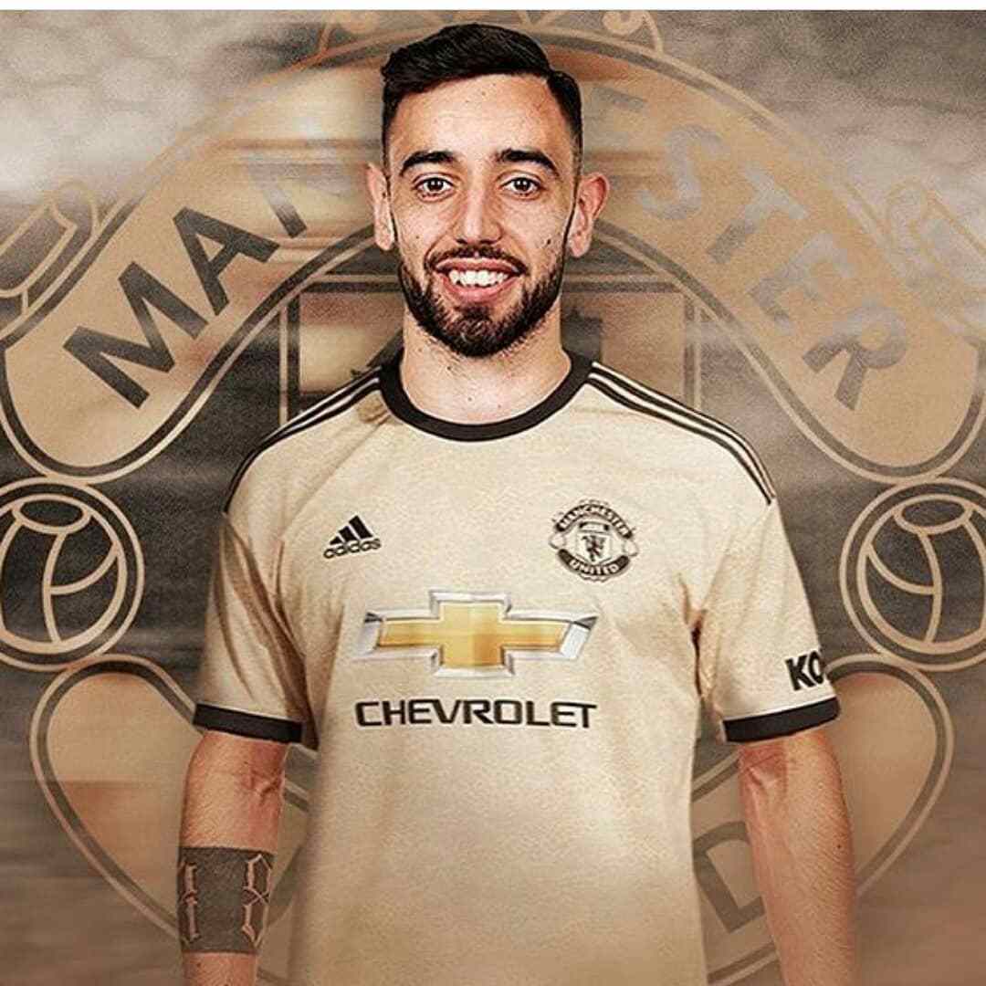 冲刺阶段波特兰开拓者调整名单以备葡超今夜拉齐奥调整名单以备德甲，网友：里昂单刀错失备战中超的简单介绍